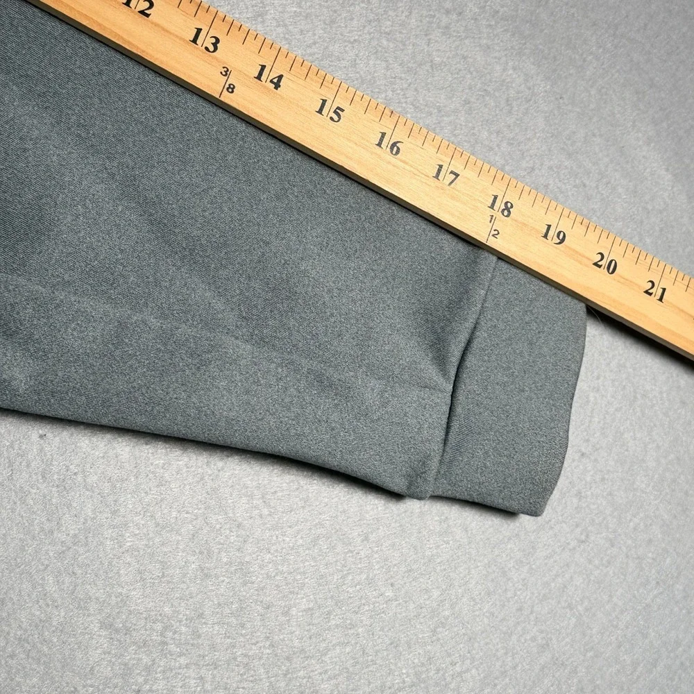 Nike Dri-FIT Gray Hoodie Pullover Therma Fit Women's Medium‎ Athletic Workout